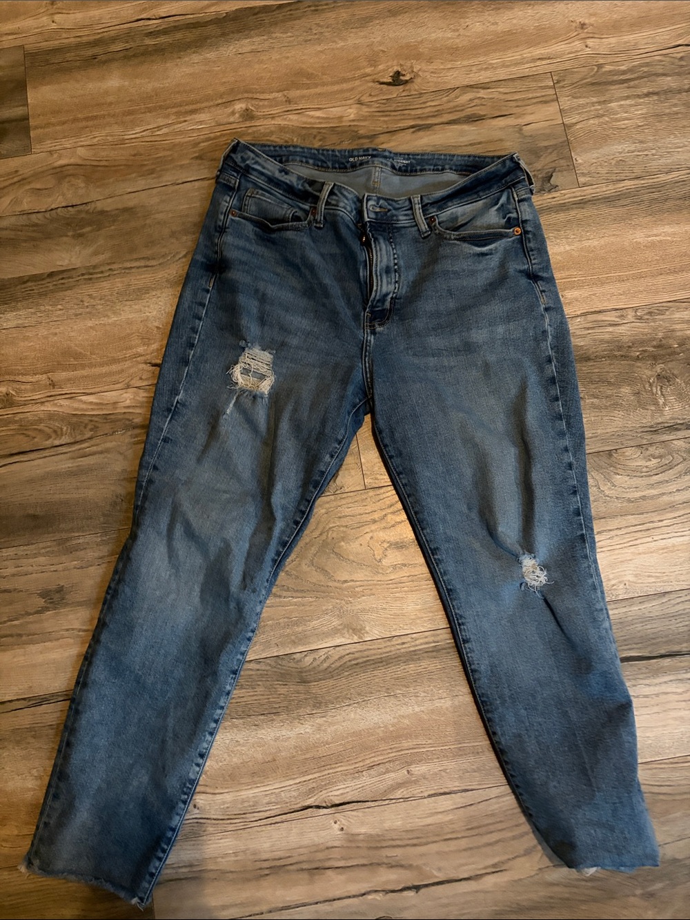Old Navy Women's Distressed Boyfriend Jeans - Blue Wash 14
